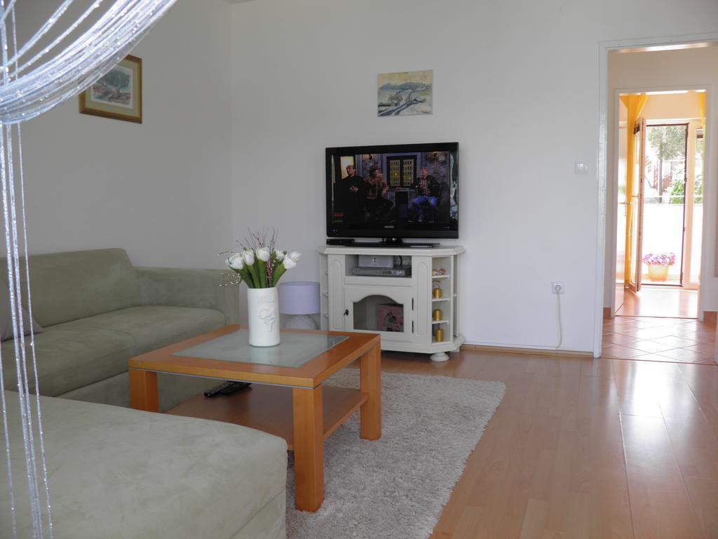 Apartment Adria Trogir Exterior foto